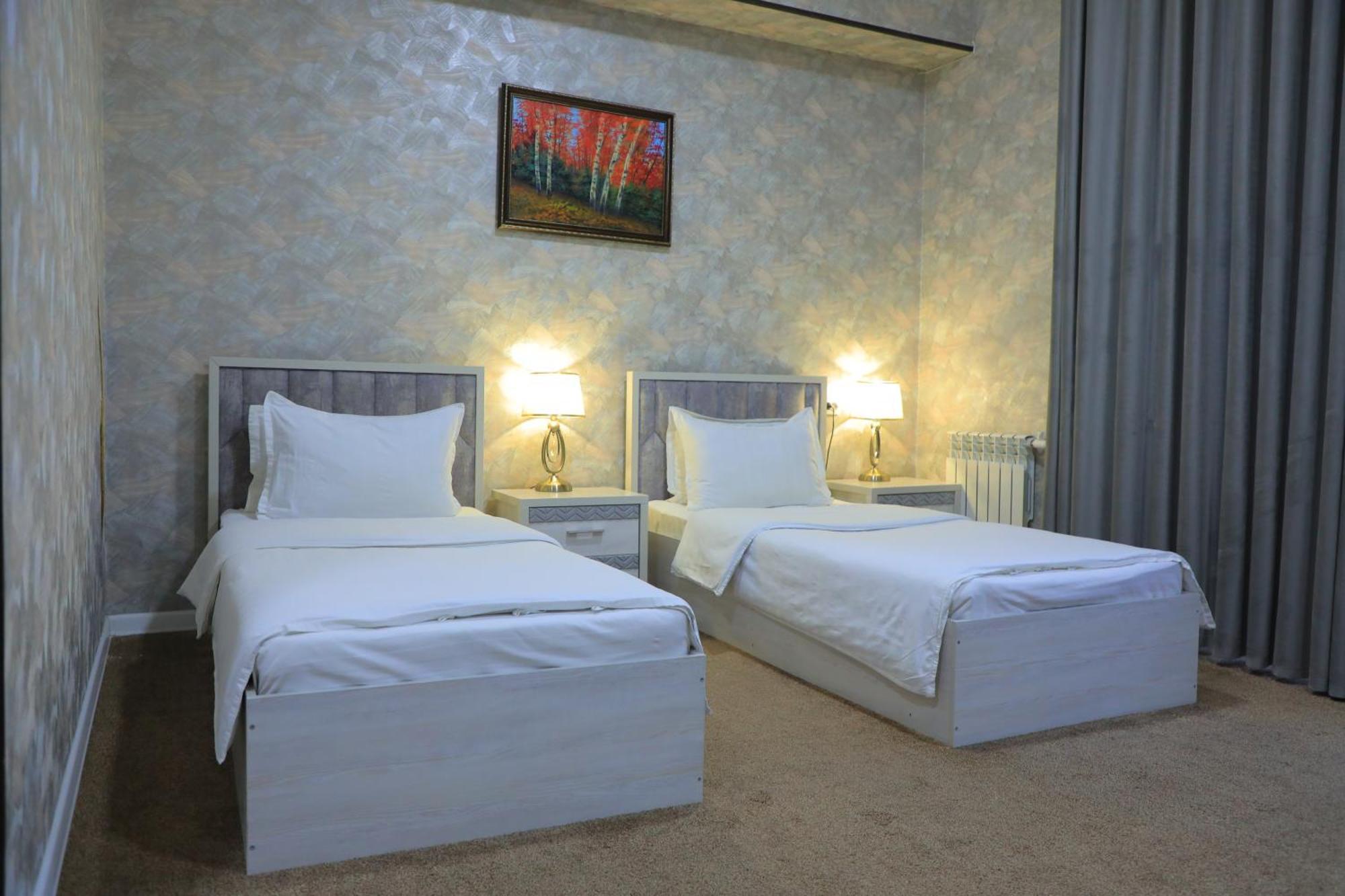 Hobiz Hotel Navoi Exterior photo